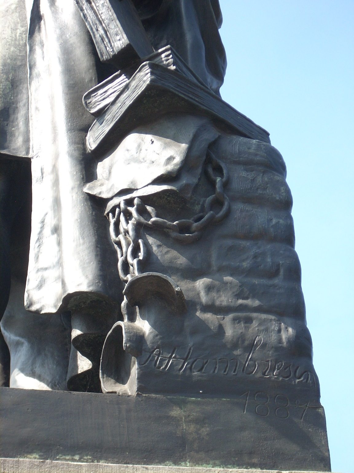 Joseph Guislain monument, Gand - 3.JPG